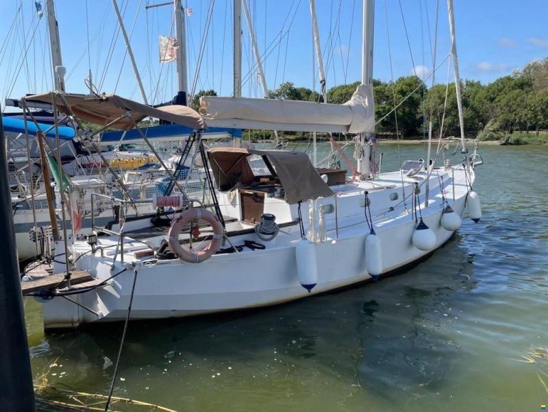Steel Bluewater Yacht