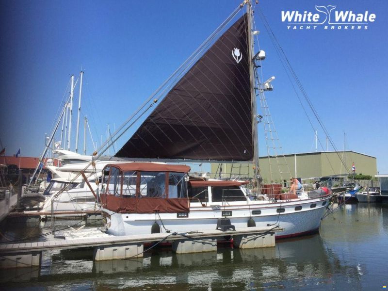 Island Trader 40