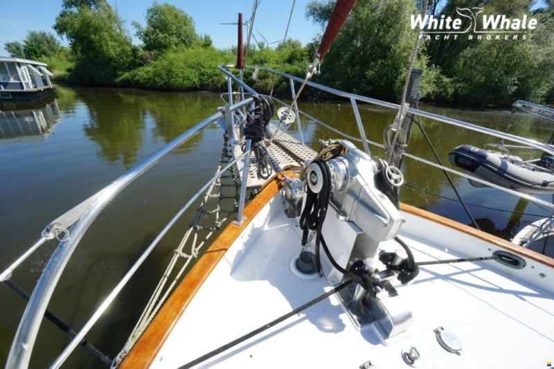 Island Trader 40