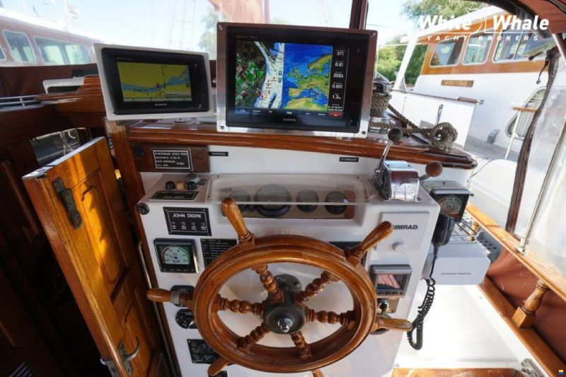 Island Trader 40