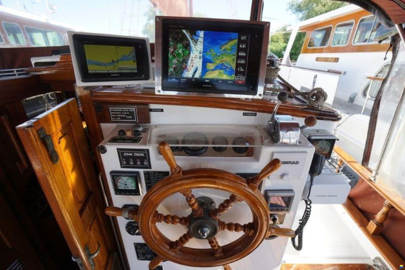 Island Trader 40