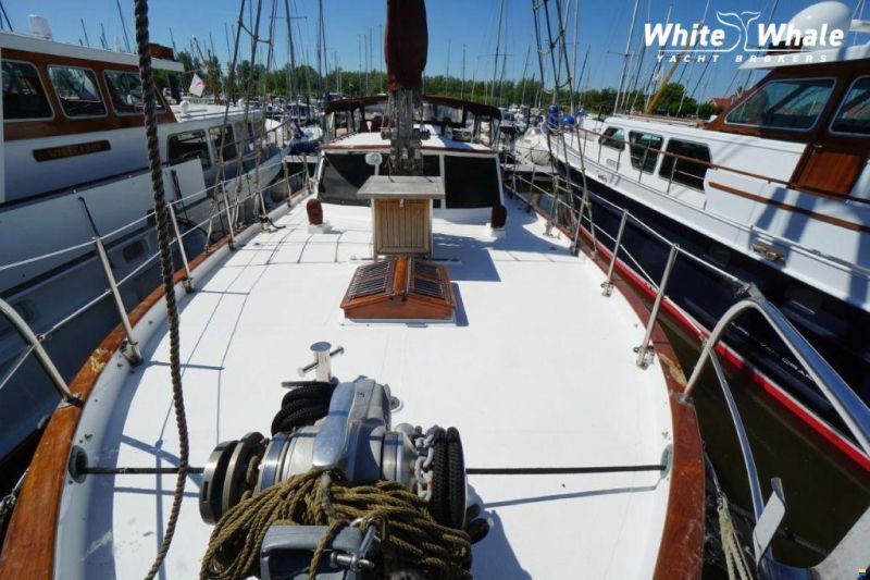 Island Trader 40