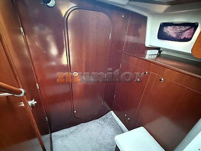 Beneteau Antares 9