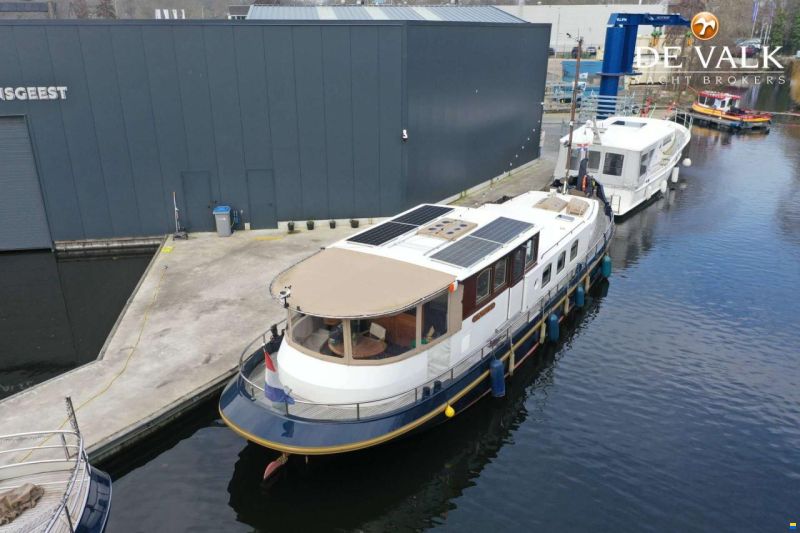 Luxe motor 1900 Dutch Traveller