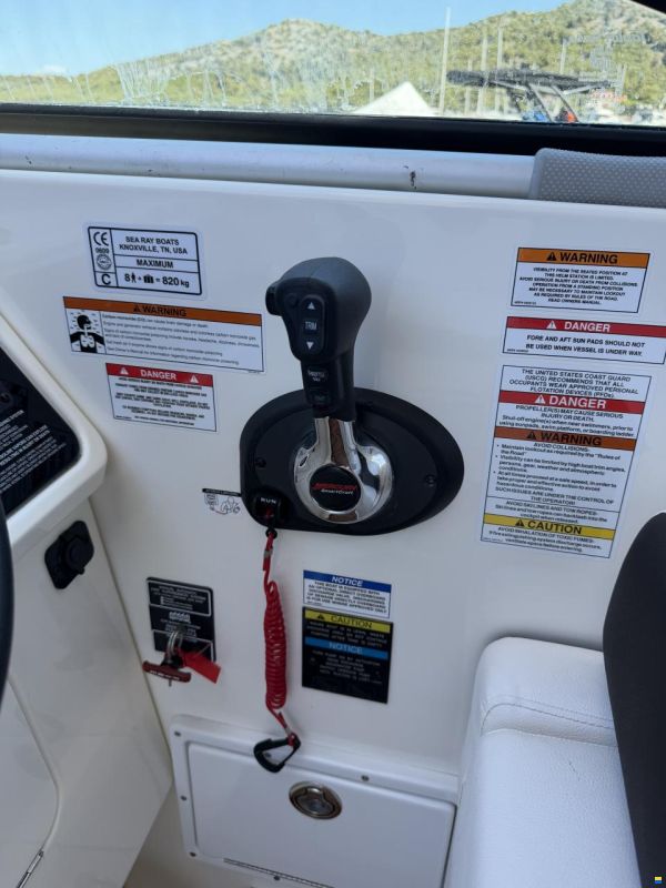 Sea Ray 265 DAE