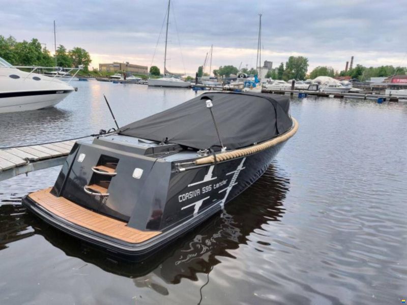 Corsiva 595 Tender - 25 HK Yamaha