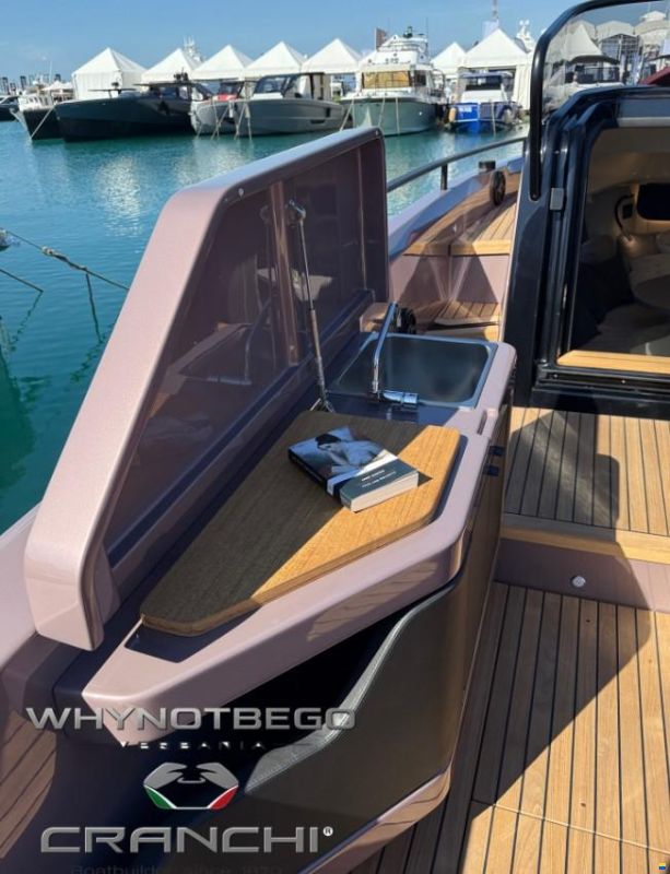 Cranchi A32 LUXURY TENDER