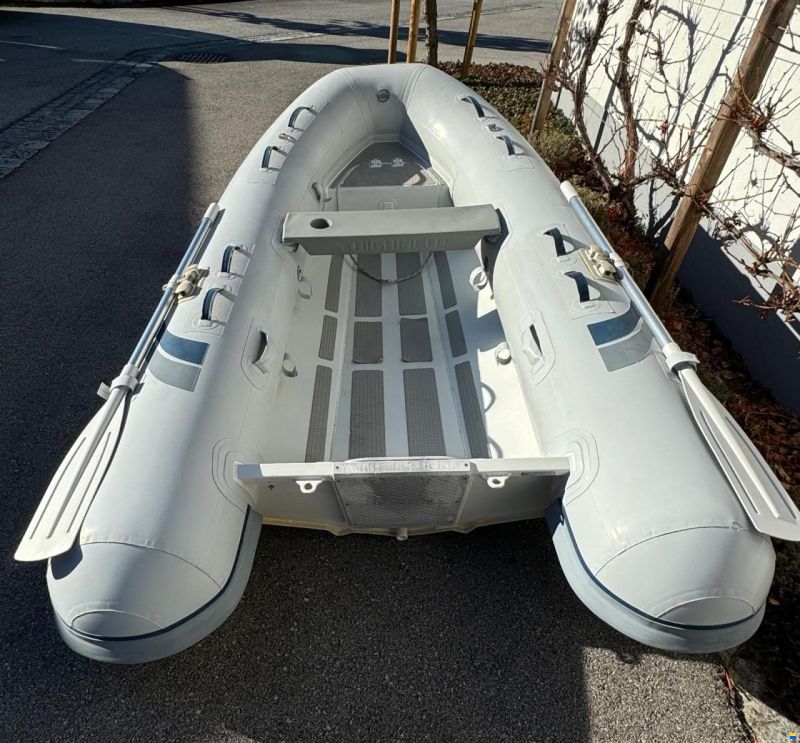 Highfield 310CL Hypalon