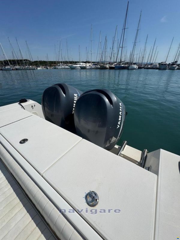 Regulator Marine 29FS