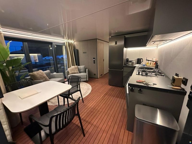 Nordic Season NS 43 Eco 45m2 Houseboat