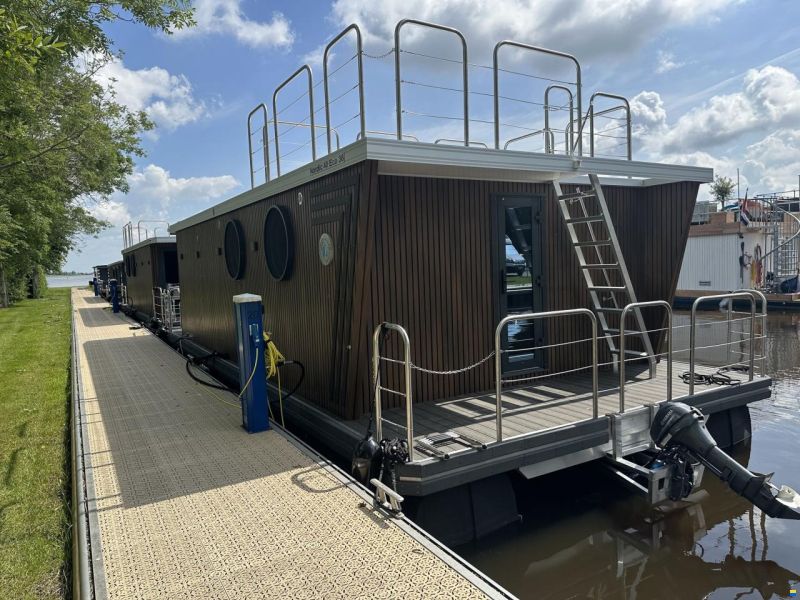Nordic Season NS 43 Eco 45m2 Houseboat