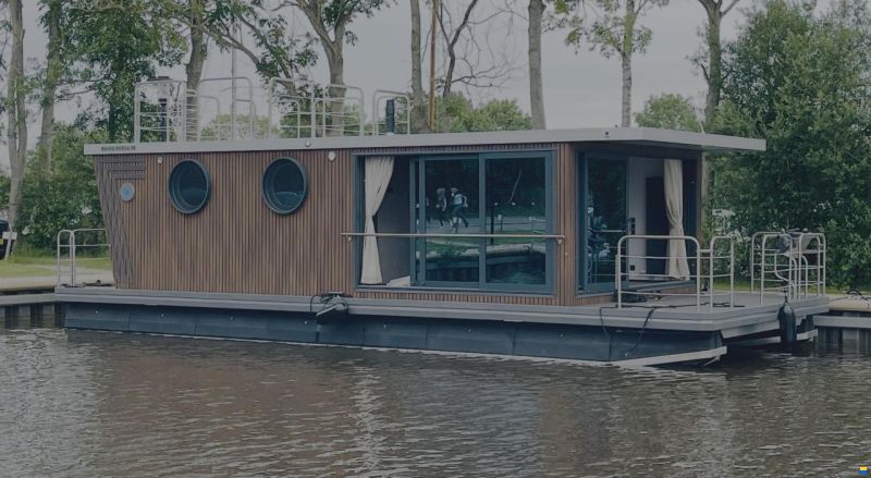 Nordic Season NS 43 Eco 45m2 Houseboat