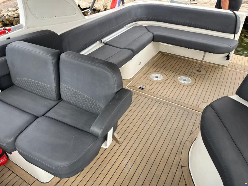 Bayliner 325