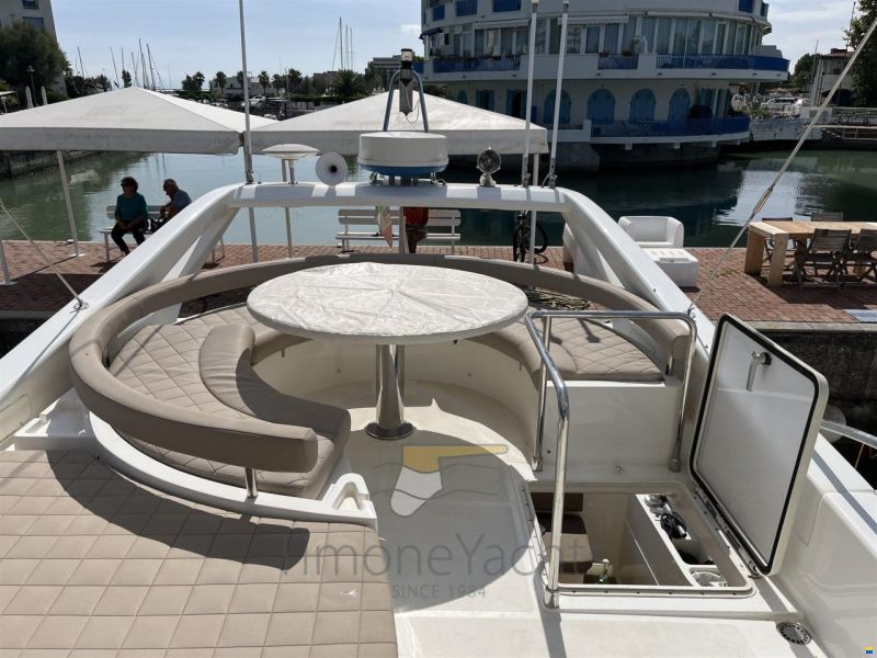 Ferretti 530