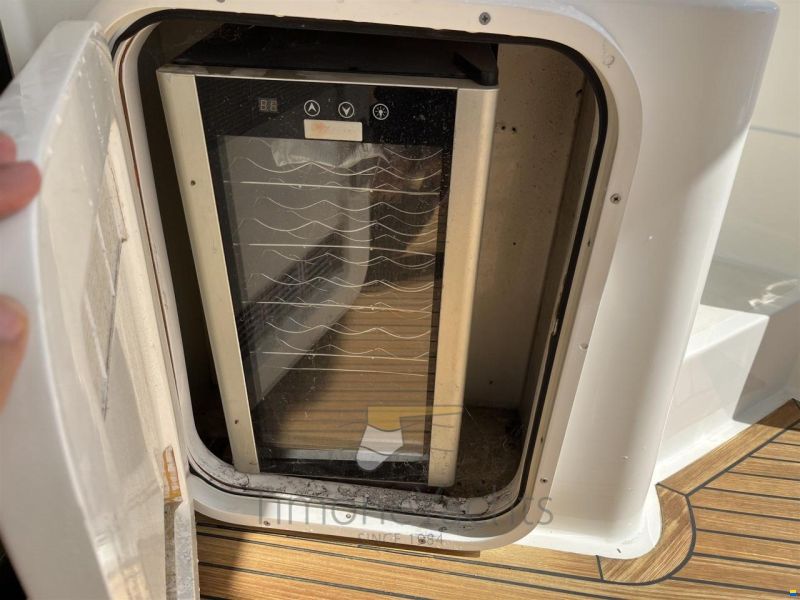 Ferretti 530