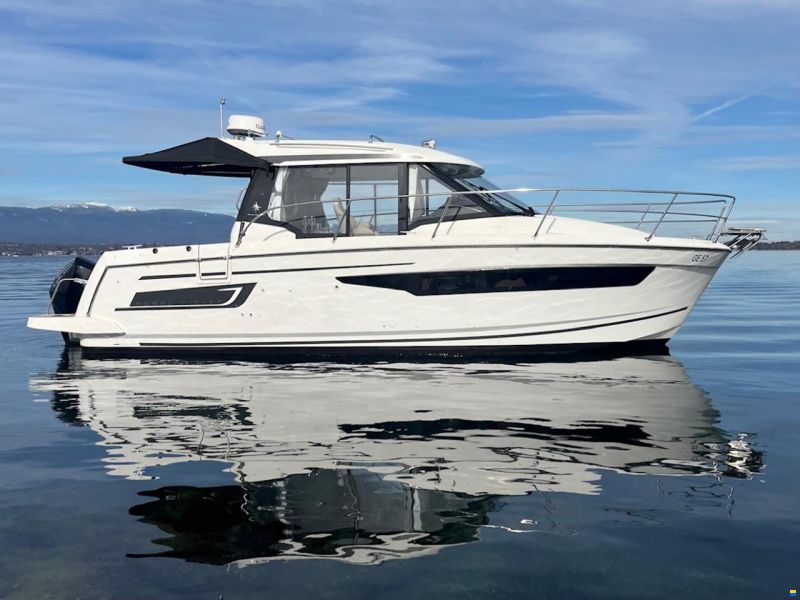 Jeanneau MERRY FISHER 895