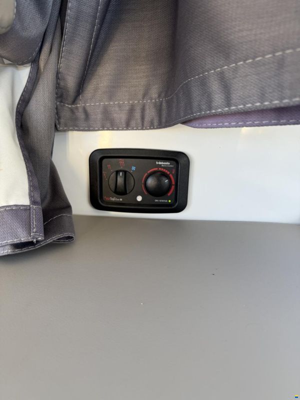 Jeanneau MERRY FISHER 895