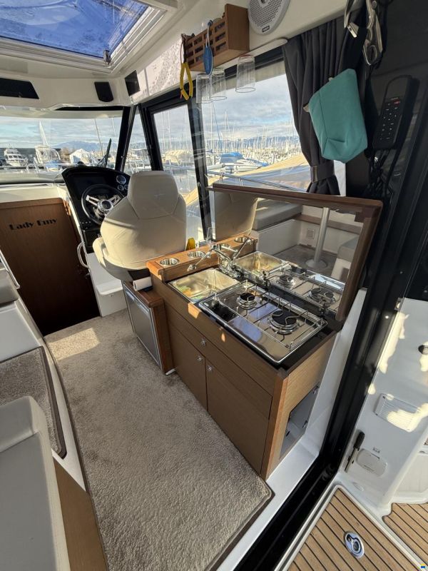 Jeanneau MERRY FISHER 895