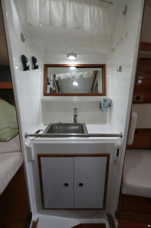 Camper & Nicholsons 35