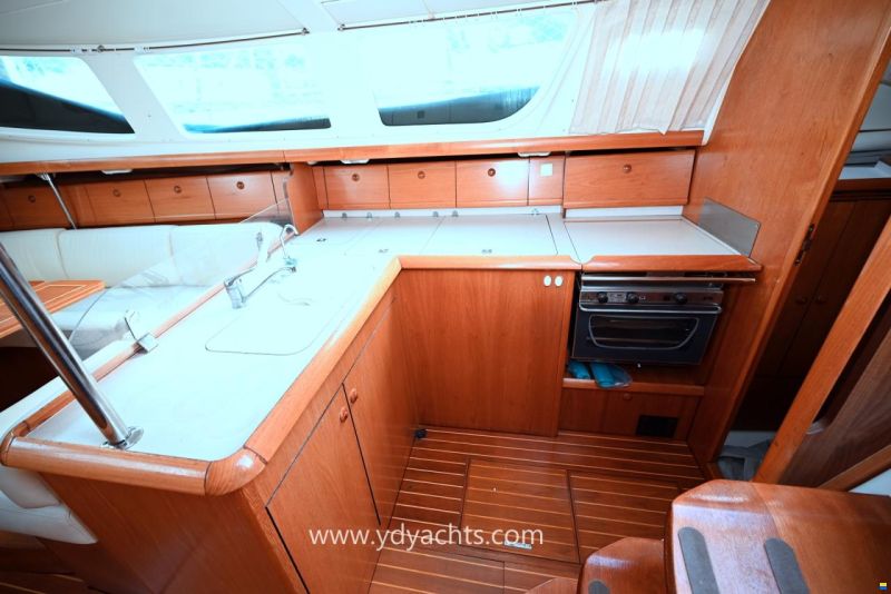 Jeanneau Sun Odyssey 43 DS Legende