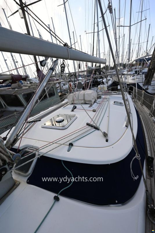 Jeanneau Sun Odyssey 43 DS Legende