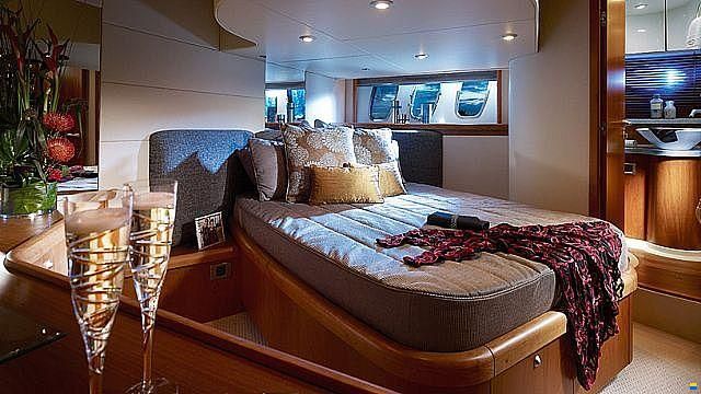 Sunseeker Predator 52