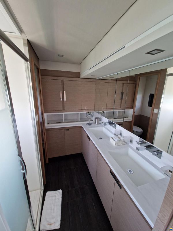 Fountaine Pajot Alegria 67