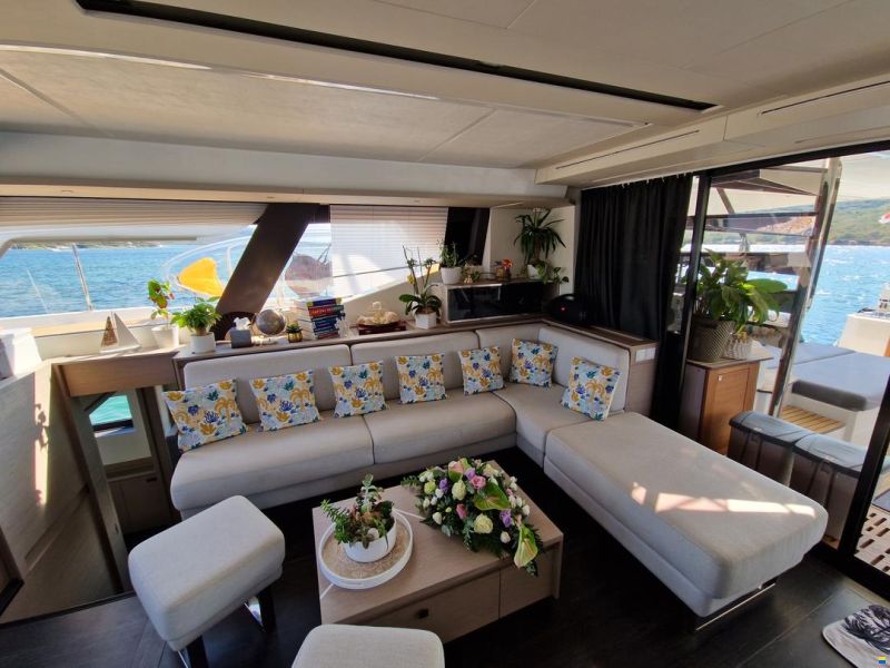 Fountaine Pajot Alegria 67