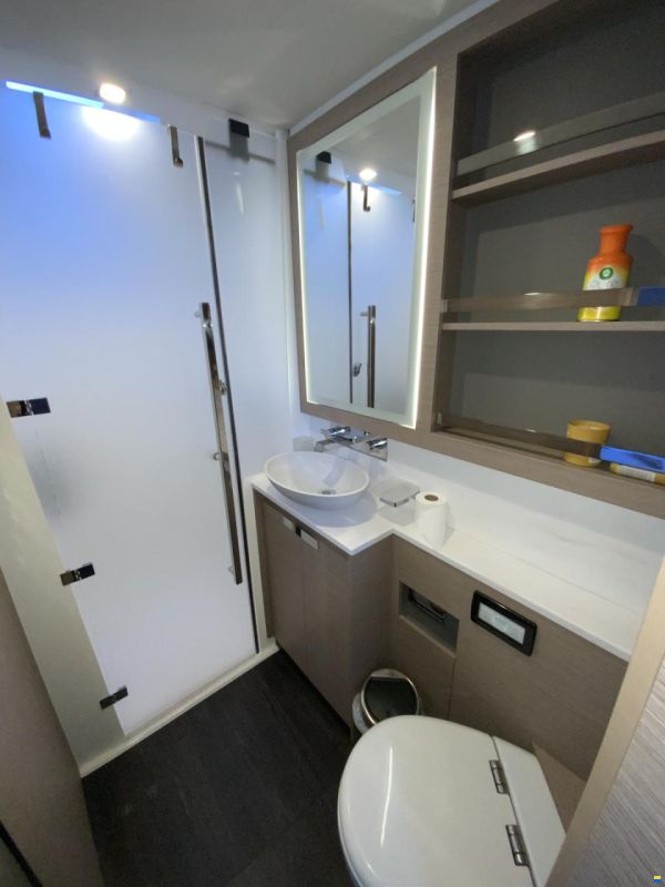 Fountaine Pajot Alegria 67