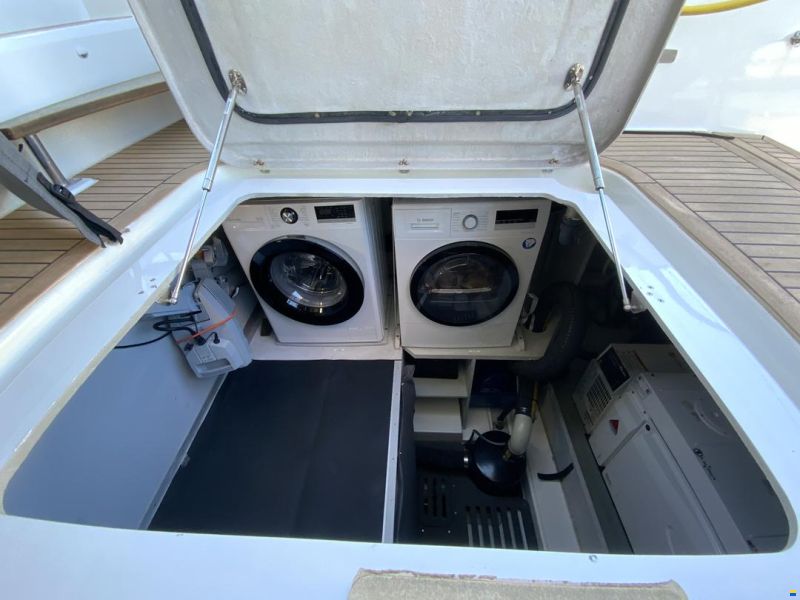 Fountaine Pajot Alegria 67