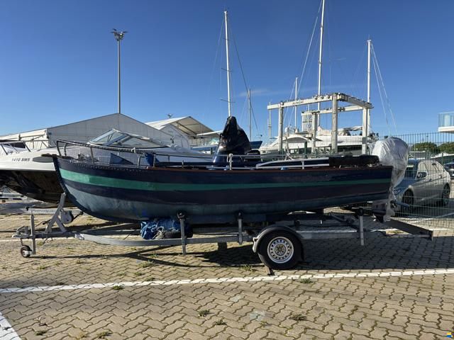 Custom boat