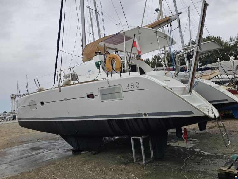 Lagoon 380 S2