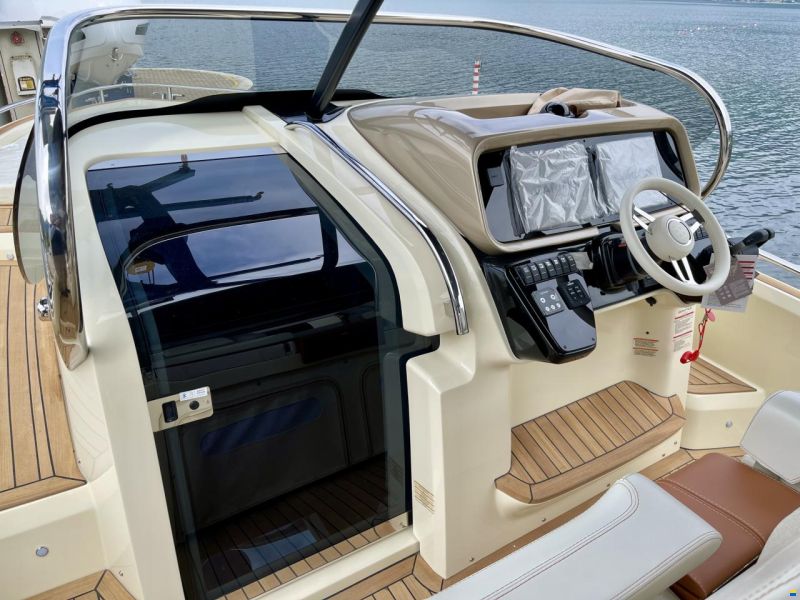 Invictus 320 GT NUOVA in