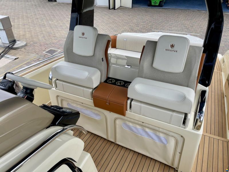 Invictus 320 GT NUOVA in