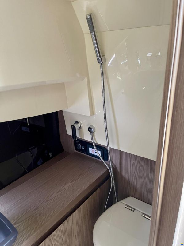 Invictus 320 GT NUOVA in