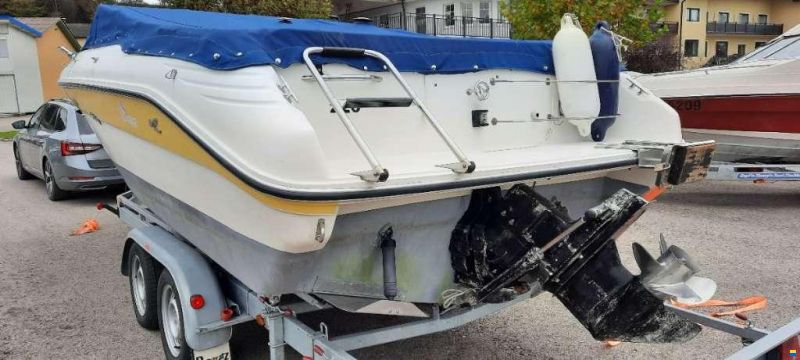Sea Ray 220 OV