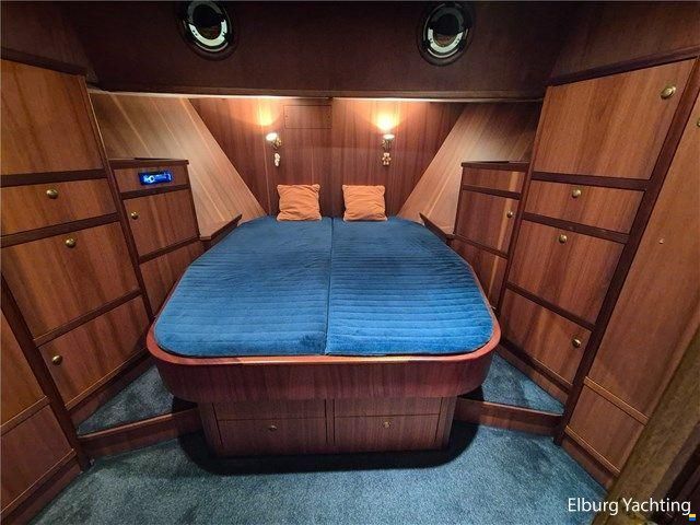 Stentor 1500 trawler