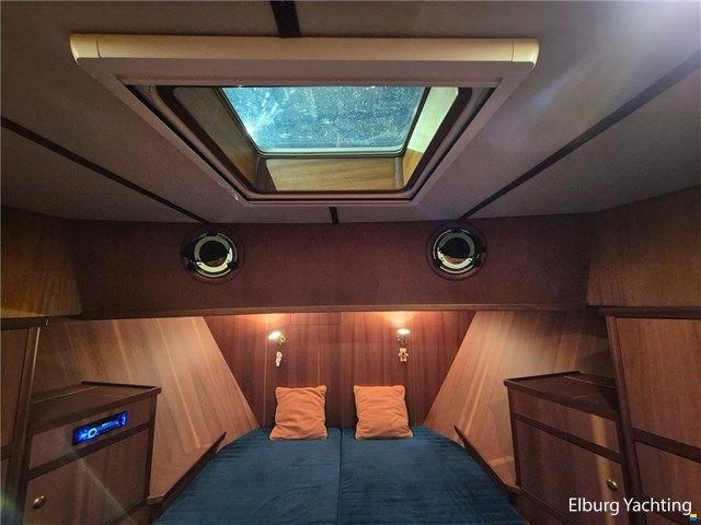Stentor 1500 trawler