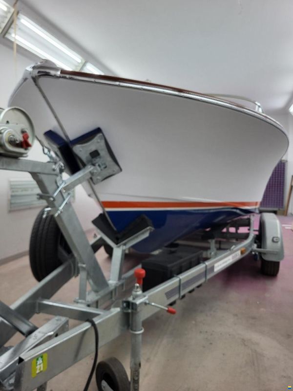 Riva Junior