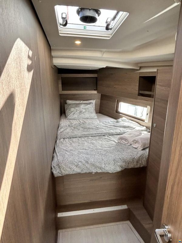 Beneteau Oceanis 47