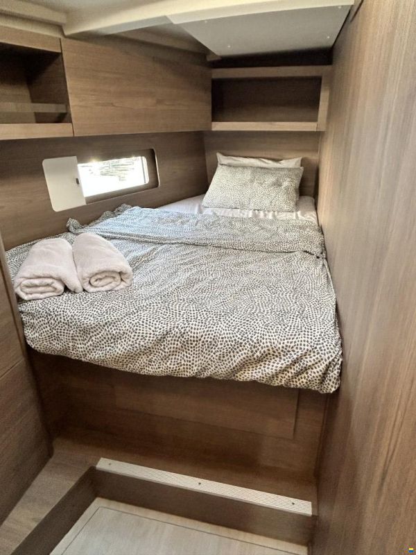 Beneteau Oceanis 47