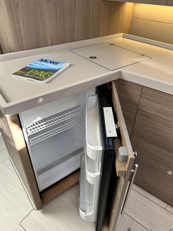 Beneteau Oceanis 47