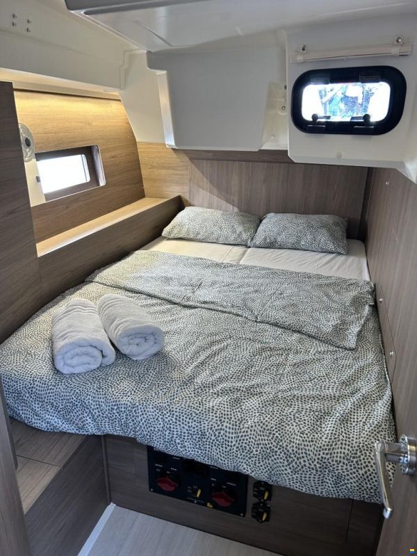 Beneteau Oceanis 47