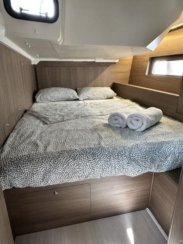 Beneteau Oceanis 47
