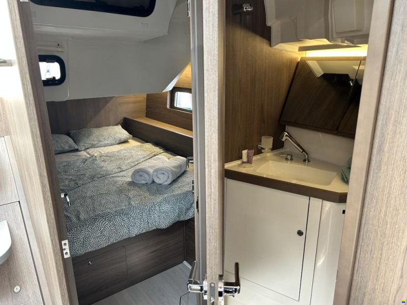 Beneteau Oceanis 47