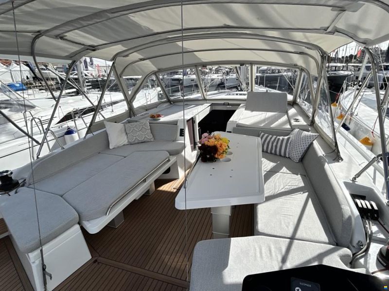 Beneteau Oceanis 52