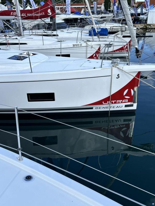 Beneteau Oceanis 52