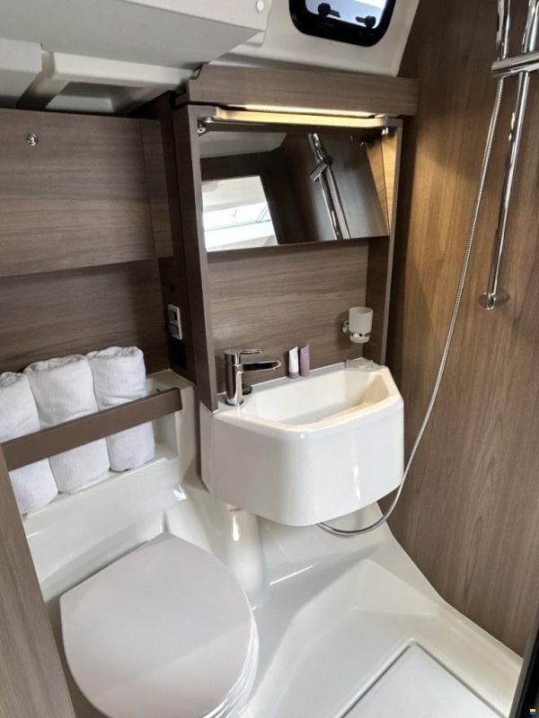 Beneteau Oceanis 52