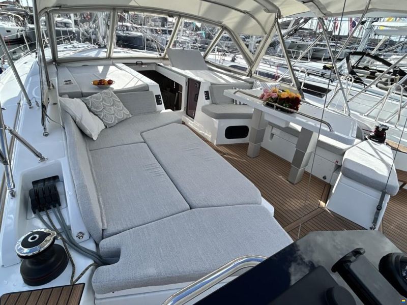 Beneteau Oceanis 52