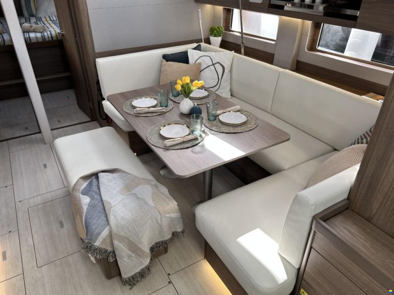 Beneteau Oceanis 52